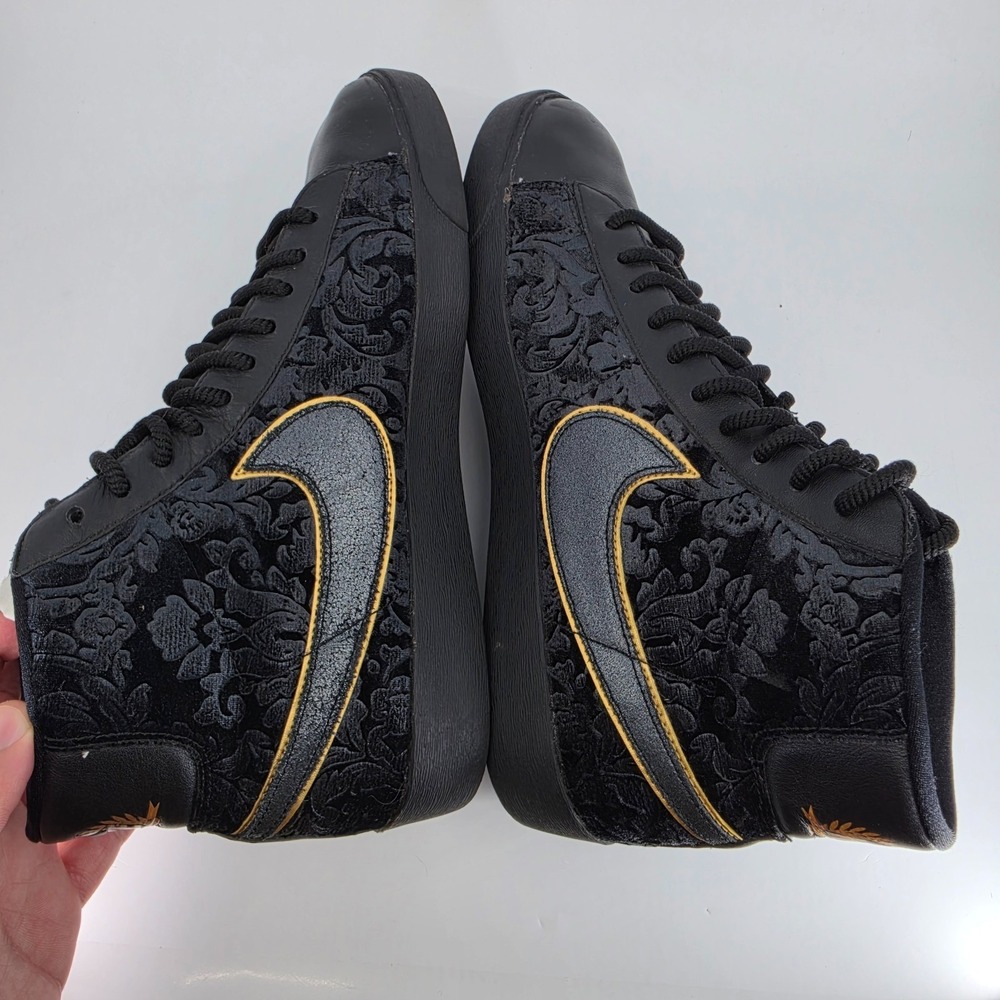 Nike Blazer Mid Black VELVET Floral Metallic Gold Sneakers AV8437 Womens 11 - Picture 6 of 10